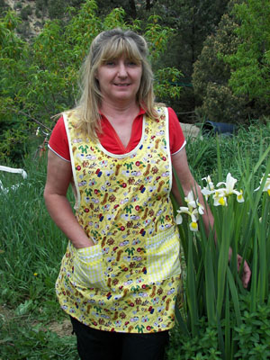 Yellow salt and pepper apron